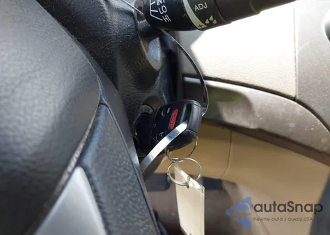 2010 Honda Accord 2.4 Lx from USA, damaged, VIN 1HGCP2F37AA027697